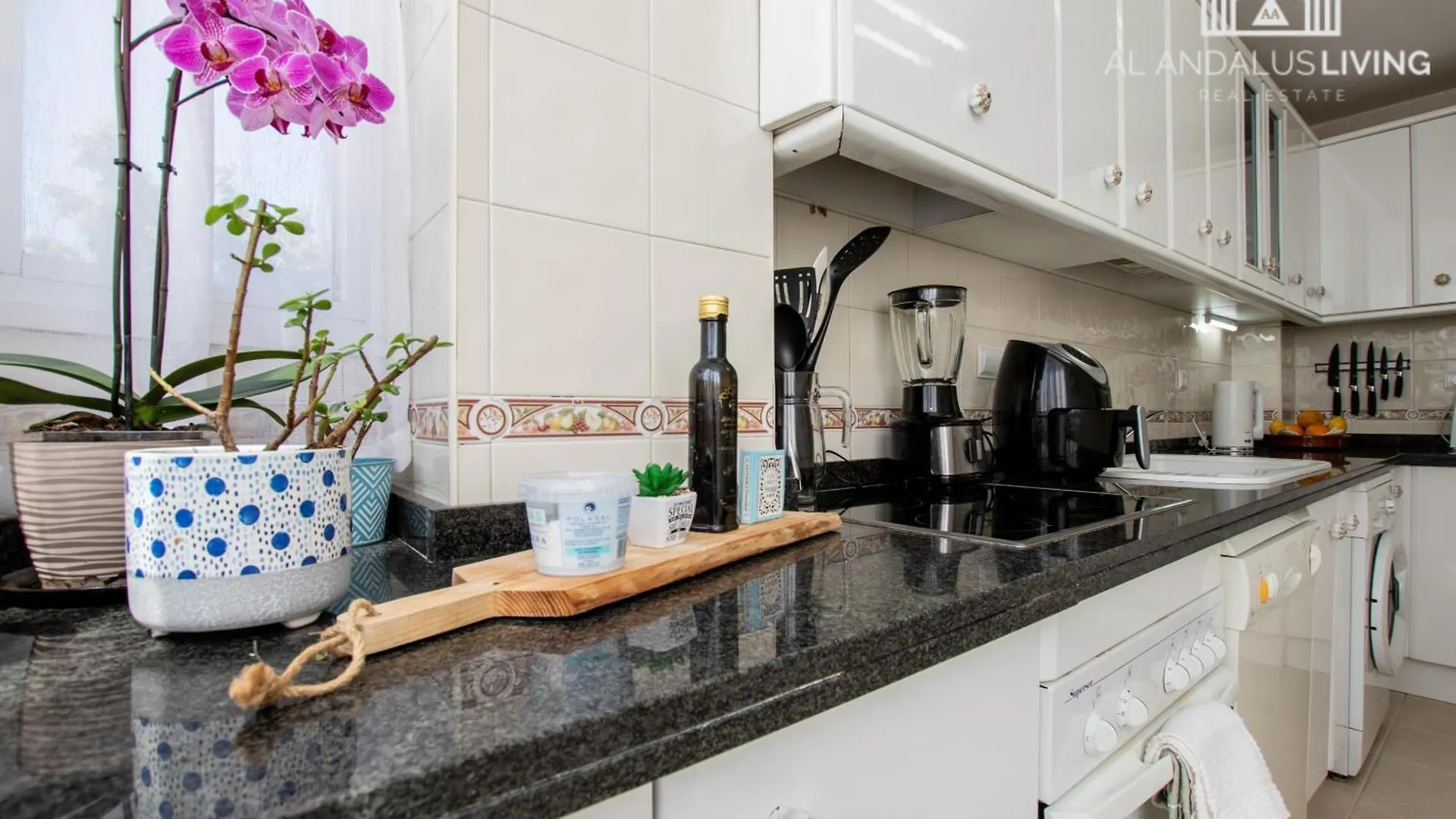 Large And Cozy Ground Floor Apartment In Calahonda, Mijas Costa Sitio de Calahonda Spain