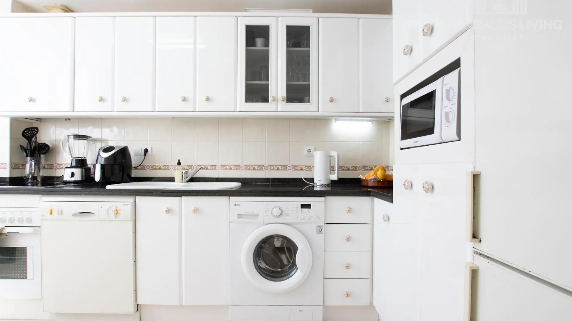 Large And Cozy Ground Floor Apartment In Calahonda, Mijas Costa Sitio de Calahonda