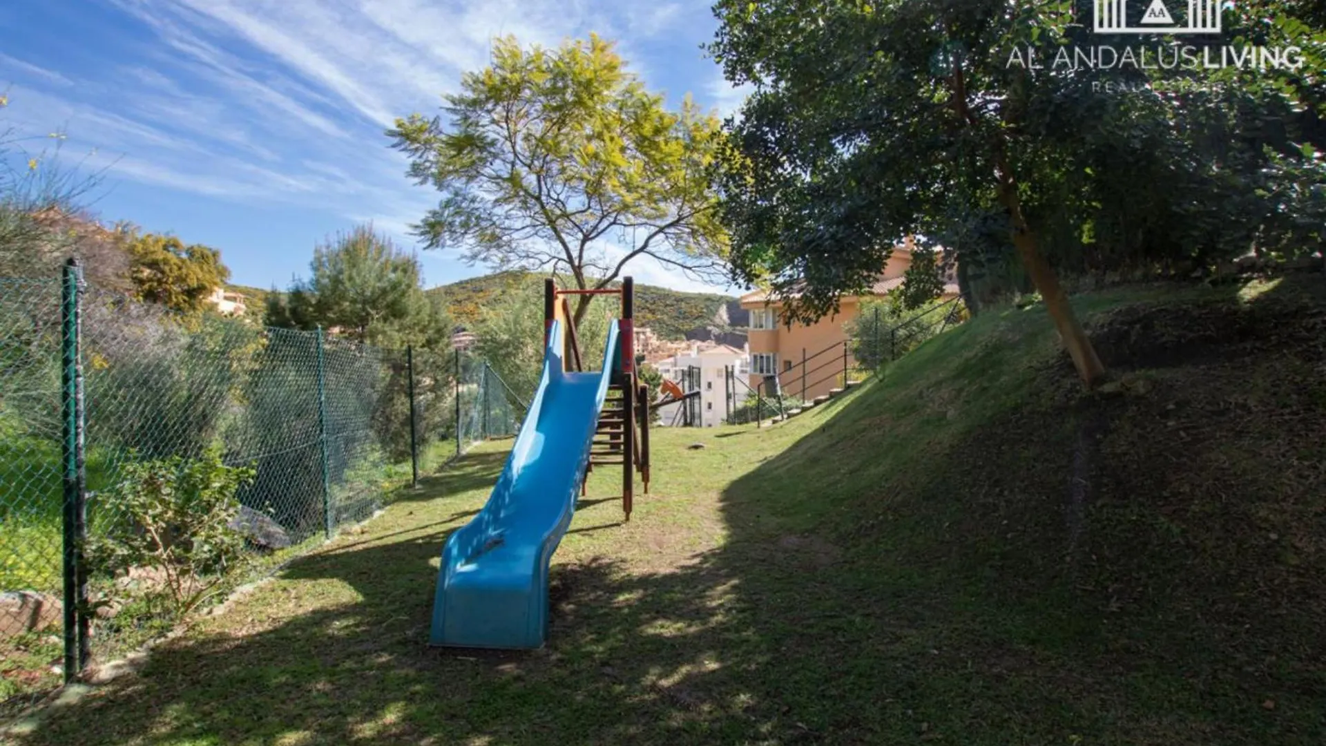 Large And Cozy Ground Floor Apartment In Calahonda, Mijas Costa Sitio de Calahonda